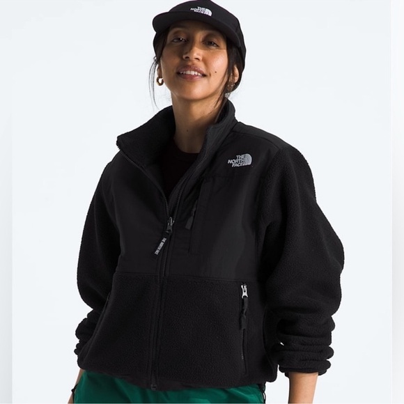 The North Face Jackets & Blazers - The North Face Women's Retro Denali Black Jacket Small